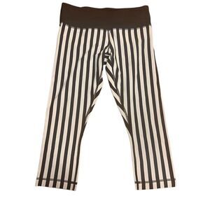 lululemon Wunder Under Crop size 8 black periwinkle striped leggings yoga